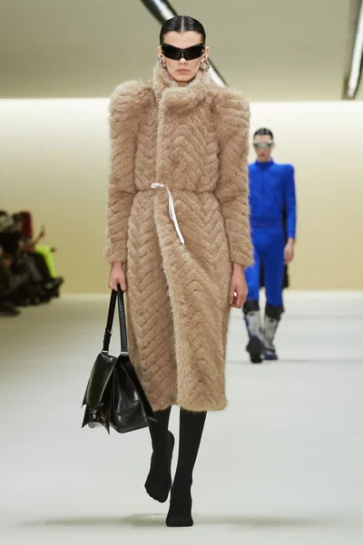Look 39
